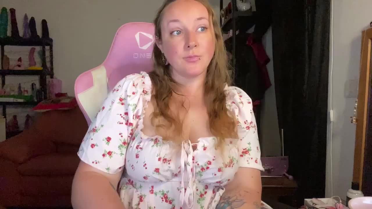 NylonQueen Adult Chat September 30, 2026