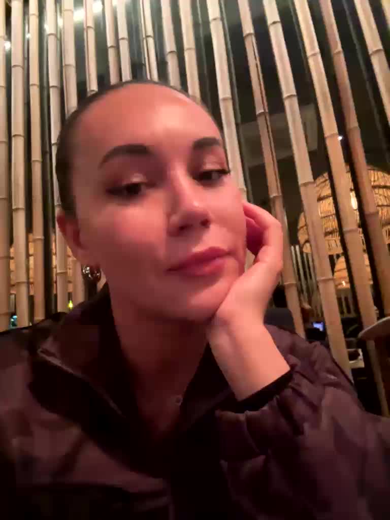 QWEENII Adult Chat September 30, 2026
