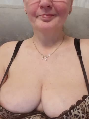 SexiestJess45 Adult Chat September 30, 2026