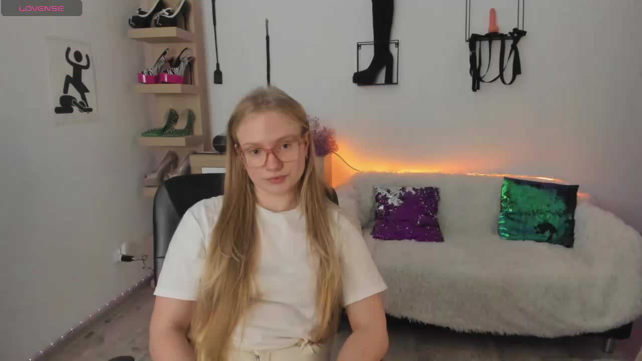 NancyErotic Adult Chat September 30, 2026