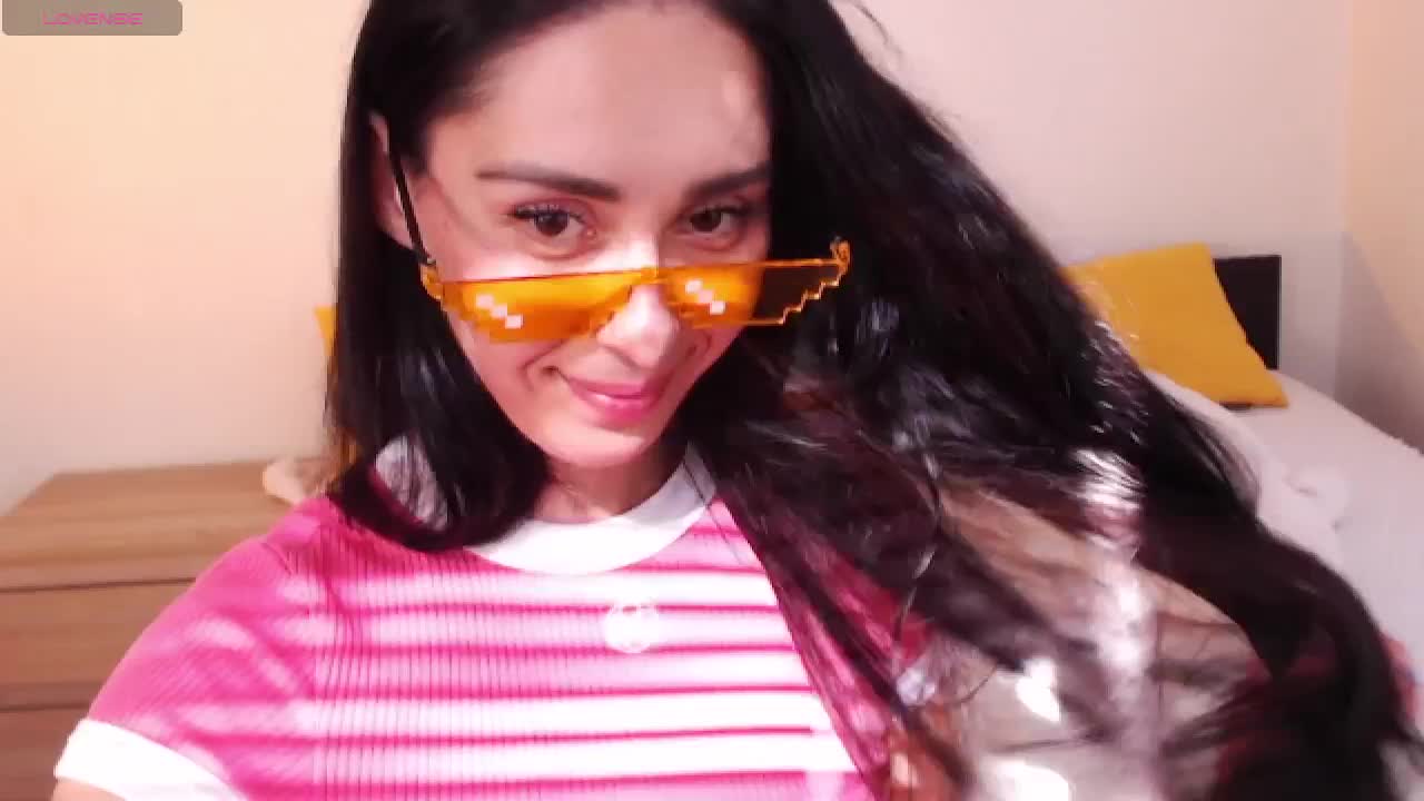 ValeriaFoxx Adult Chat September 30, 2026