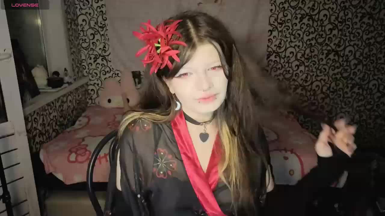 FrirenLovv Adult Chat September 30, 2026