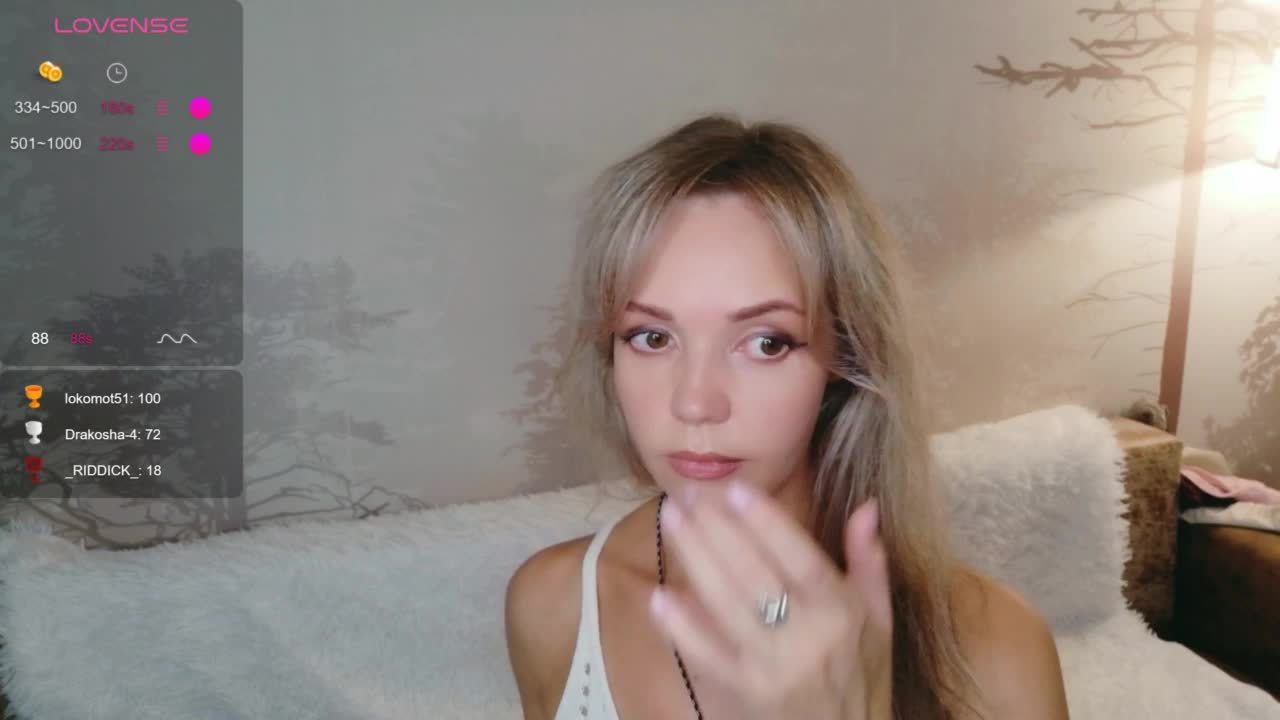 Red_Rose_98 Adult Chat September 30, 2026