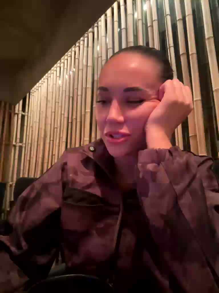 QWEENII Adult Chat September 30, 2026
