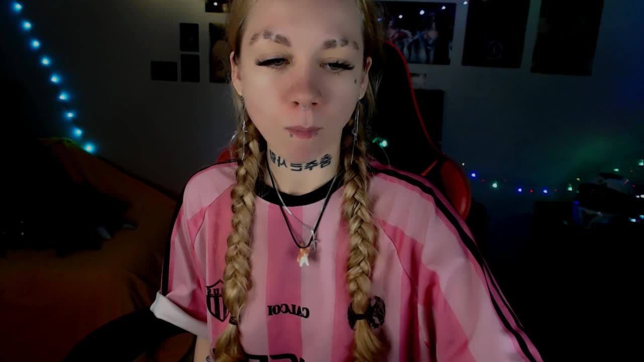 Nica-Kawaii Adult Chat September 30, 2026