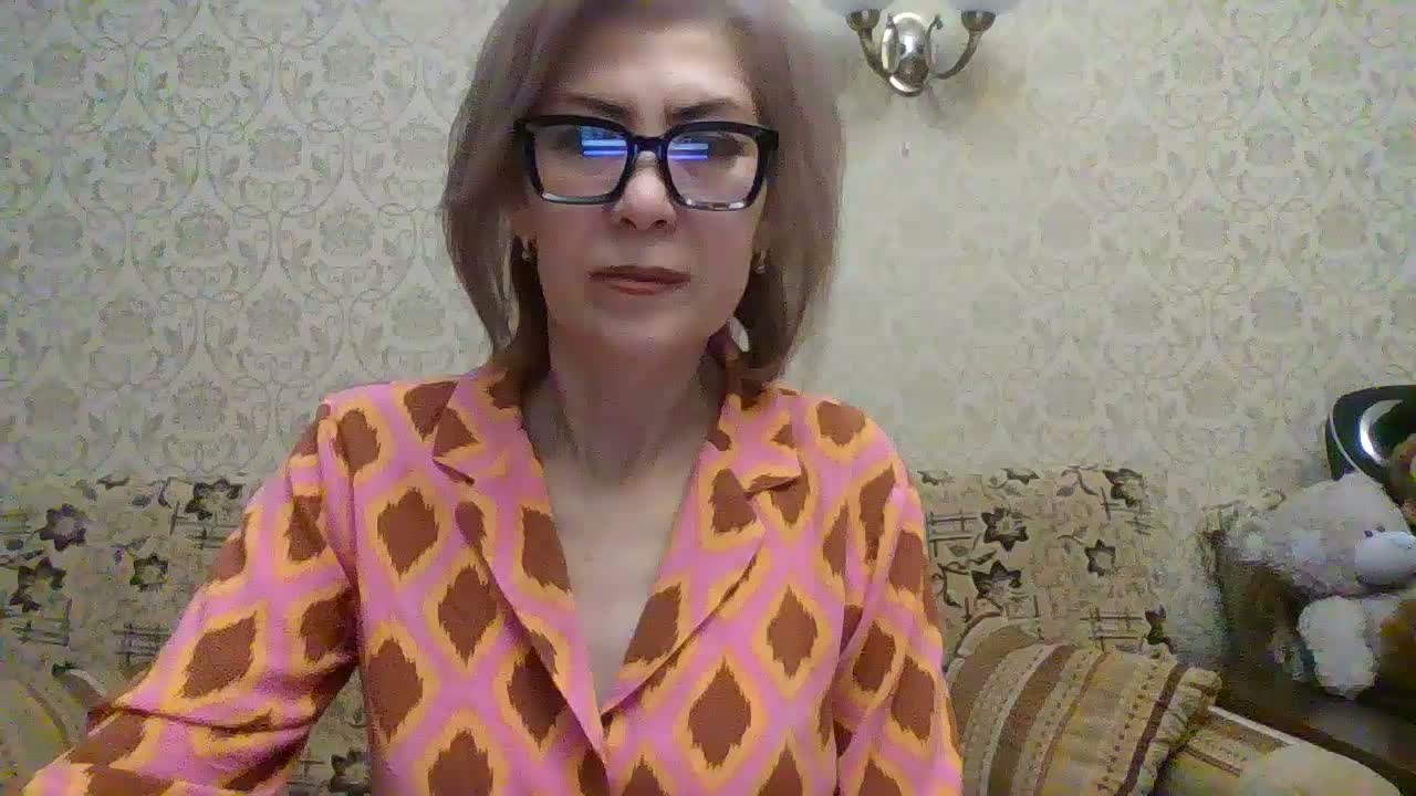 ElegantLady00 Adult Chat September 30, 2026