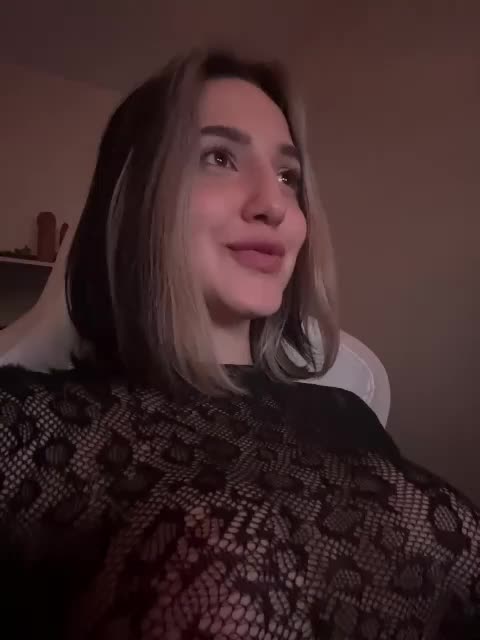 Honey_buns Adult Chat October 1, 2026
