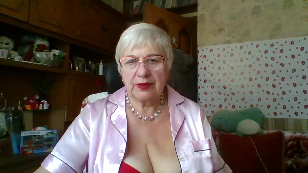 SweetCherry00 Adult Chat September 30, 2026