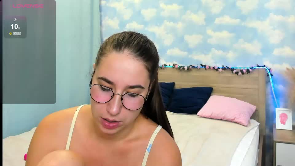 kate_holl Adult Chat October 1, 2026