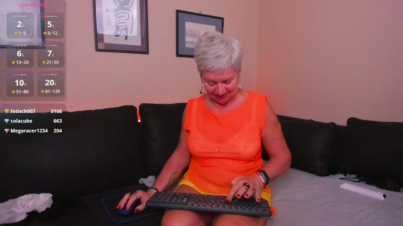 roxana-brooks Adult Chat October 1, 2026