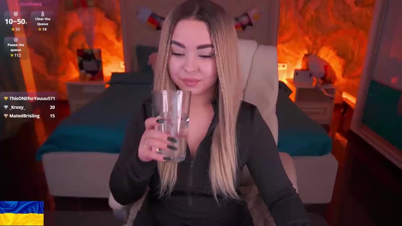 SusieWood Adult Chat October 1, 2026