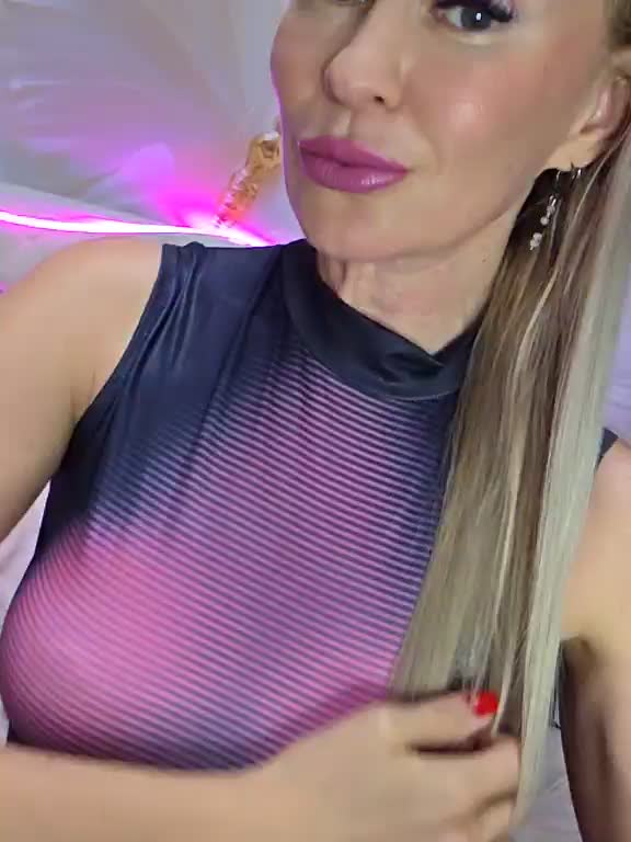 Love-Blondi Adult Chat October 1, 2026