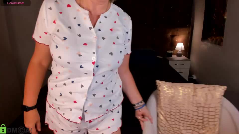 sveta_ledi Adult Chat October 1, 2026