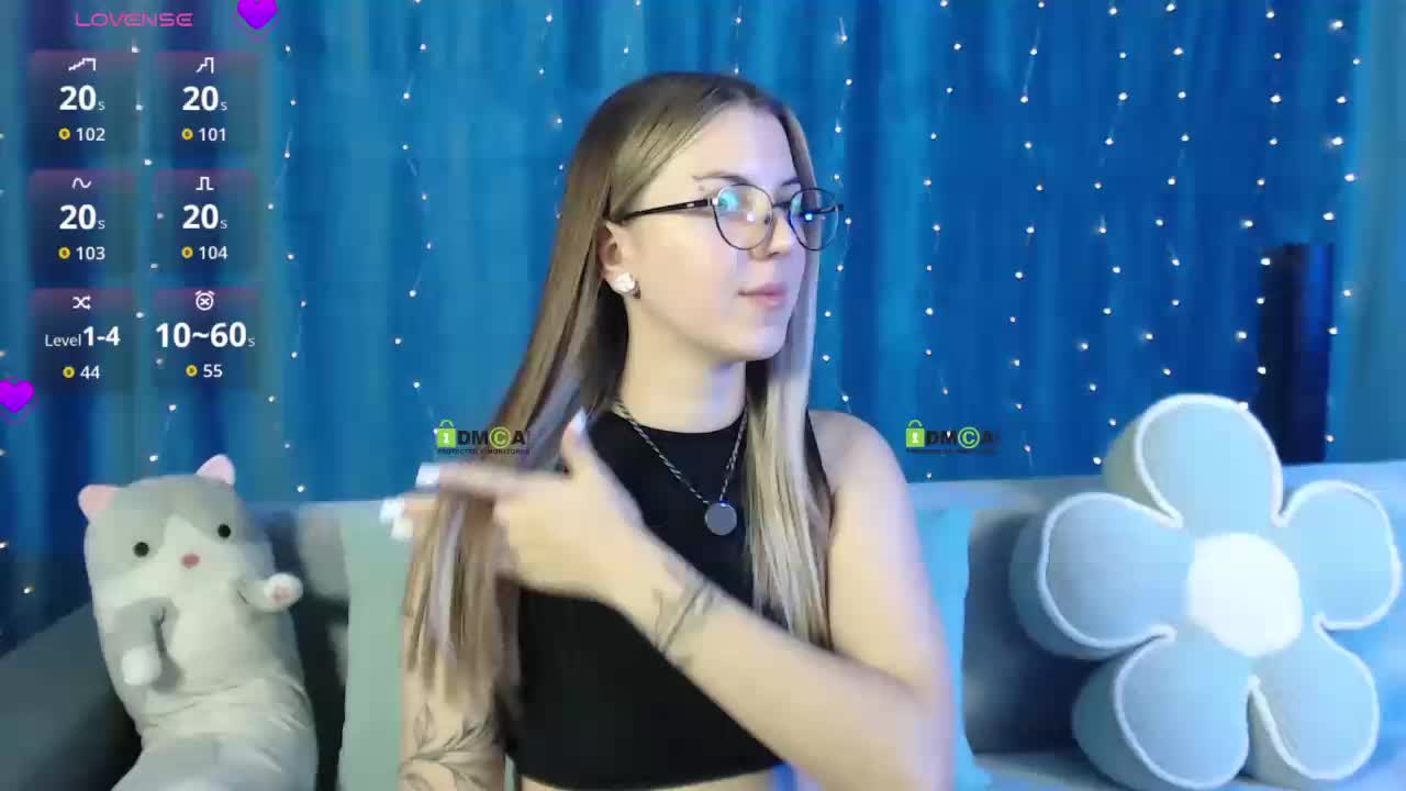 -Moonlyss- Adult Chat October 1, 2026