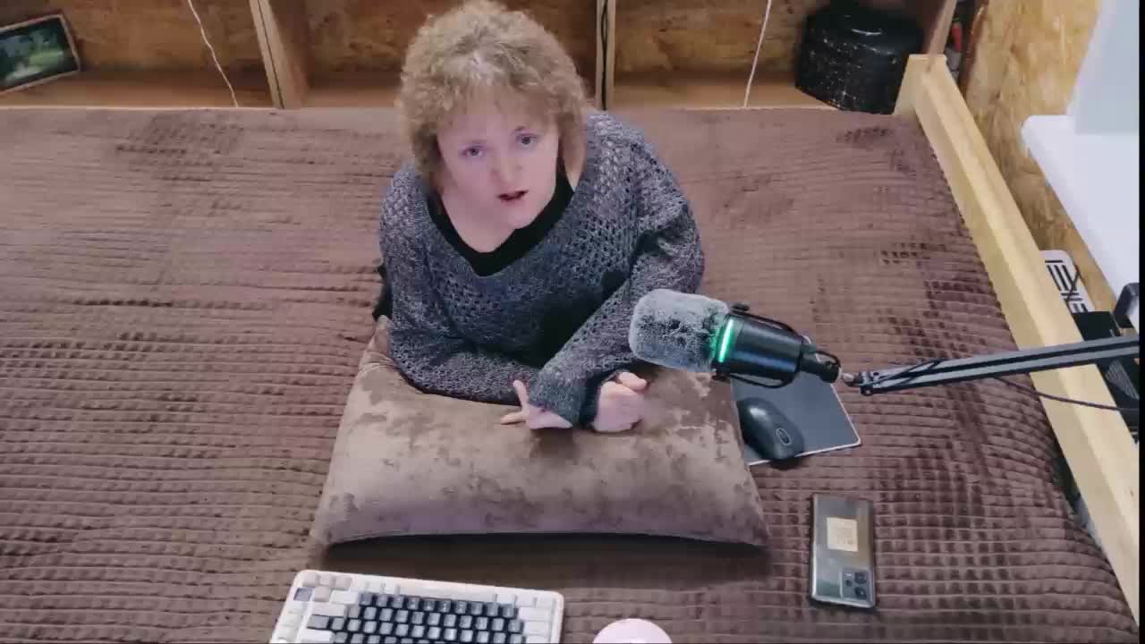 MiniNatali Adult Chat October 1, 2026