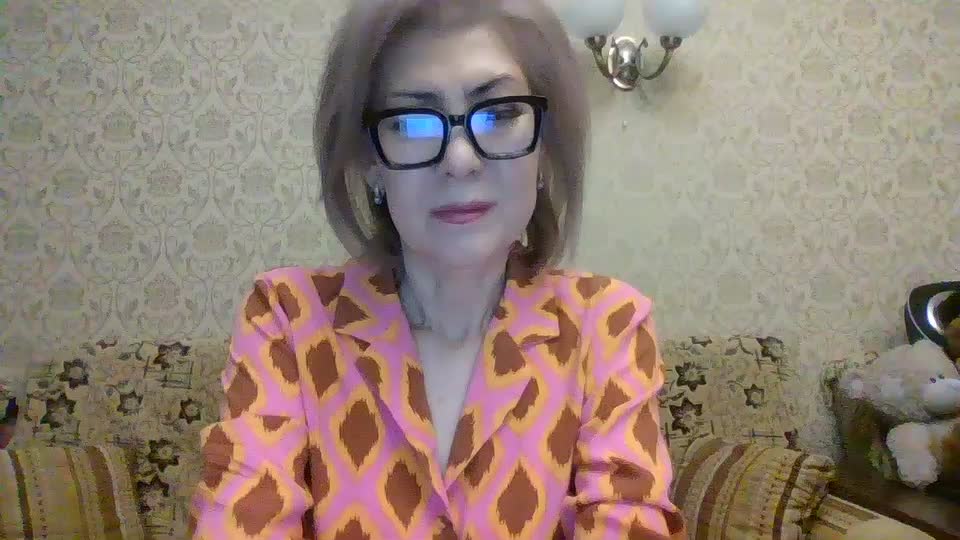 ElegantLady00 Adult Chat October 1, 2026