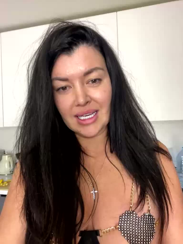KATRINSEXY Adult Chat October 1, 2026