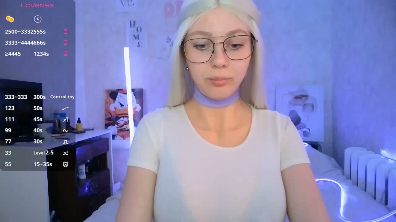 ViviVivienne Adult Chat October 2, 2026