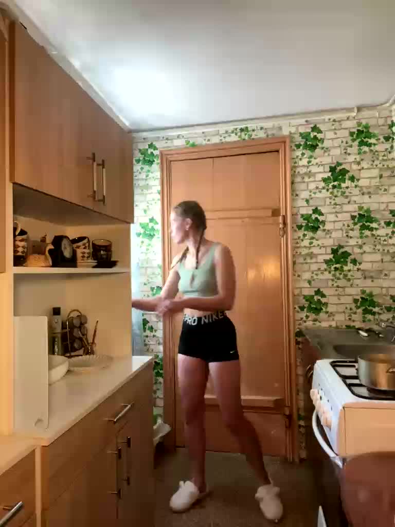 Milana22a Adult Chat October 3, 2026
