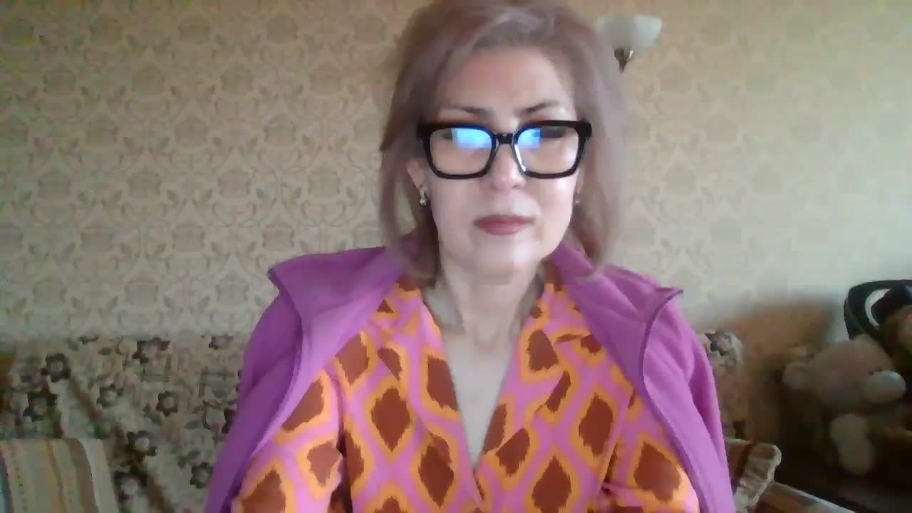 ElegantLady00 Adult Chat October 3, 2026