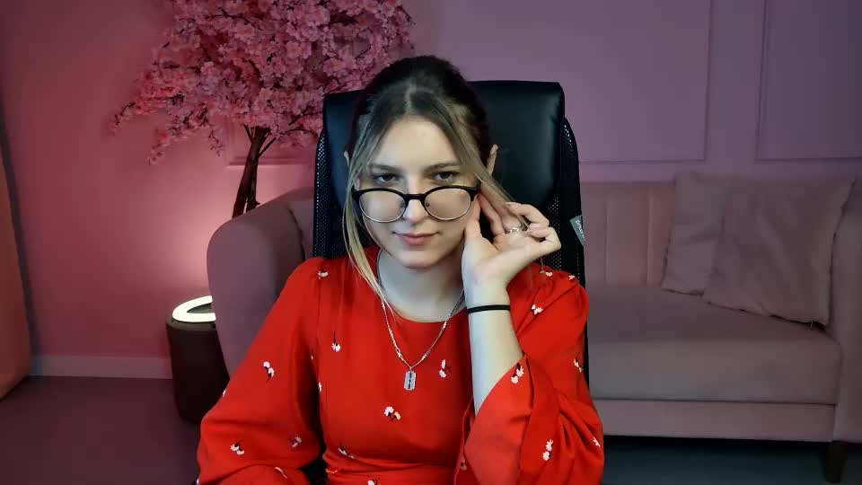lesliebloom Adult Chat October 3, 2026
