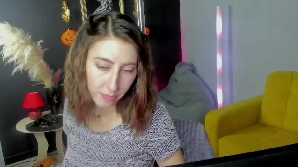 lunasnow1 Adult Chat October 3, 2026