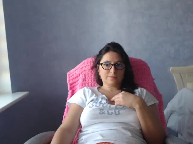 AmandaFresh24 Adult Chat October 3, 2026