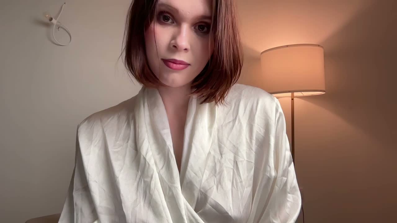 StacyLuxxe Adult Chat October 3, 2026