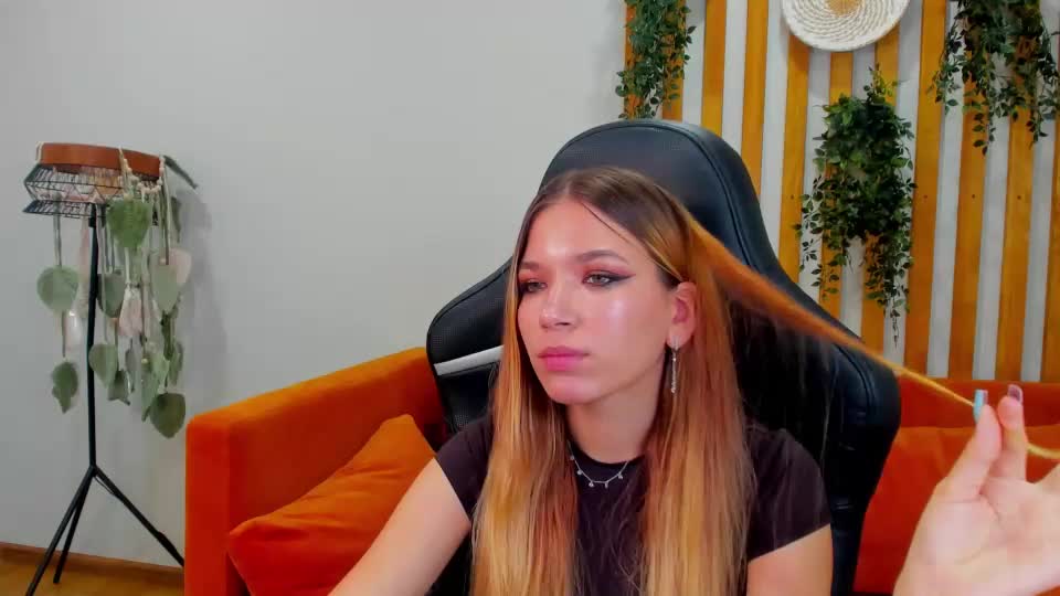 noradelon Adult Chat October 3, 2026