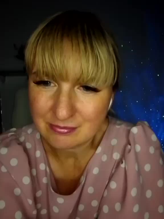 Lady_in_Red Adult Chat October 3, 2026