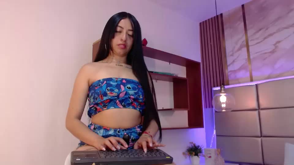 elliemorris18 Adult Chat October 3, 2026