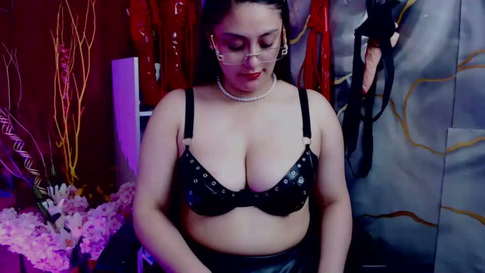 cristalzafiro Adult Chat October 3, 2026