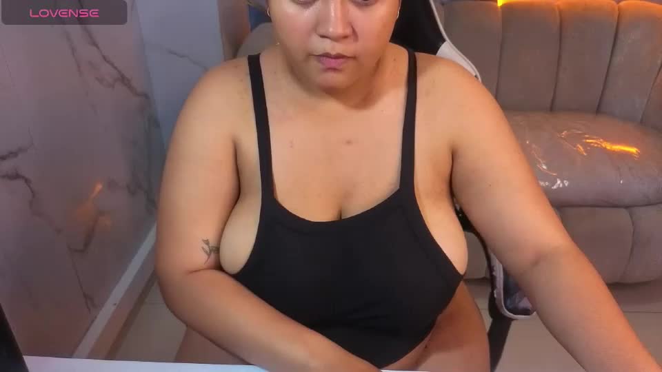 scarleett_tx Adult Chat October 3, 2026