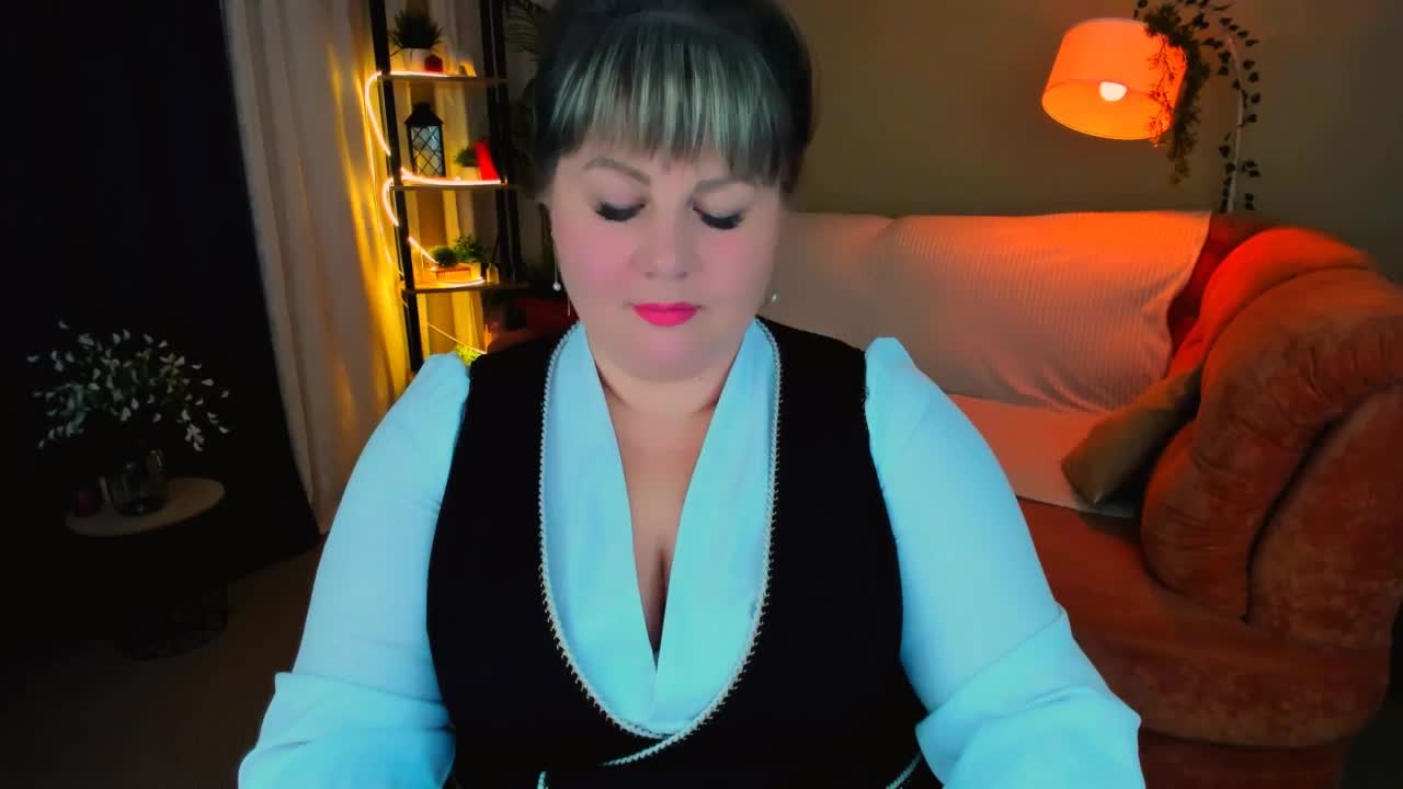 CrystaalStaar Adult Chat October 3, 2026
