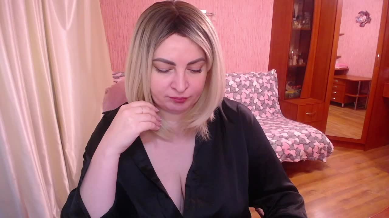 -MeowMeow- Adult Chat October 3, 2026