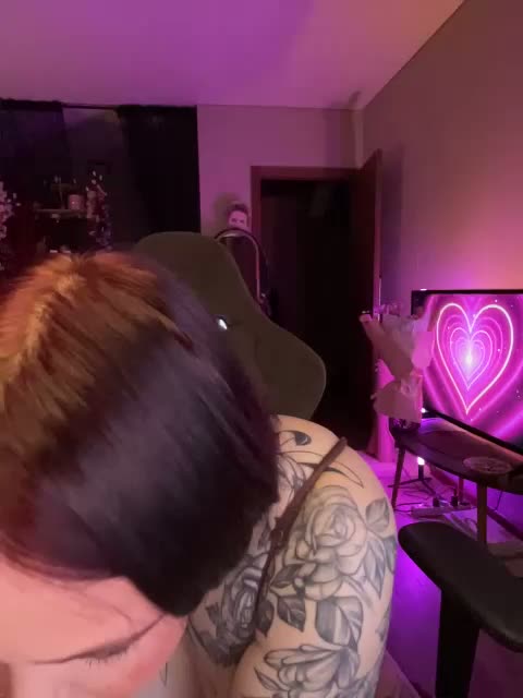 Mariiiiiii Adult Chat October 3, 2026