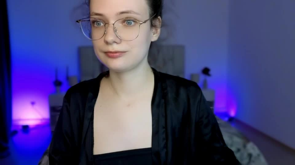 curly_kittenn_ Adult Chat October 4, 2026