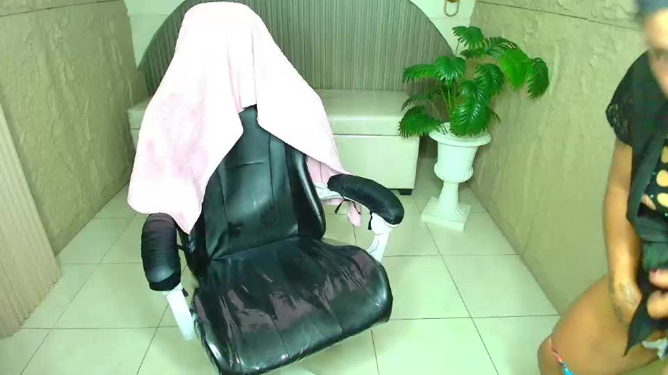 tiffany__r Adult Chat October 3, 2026