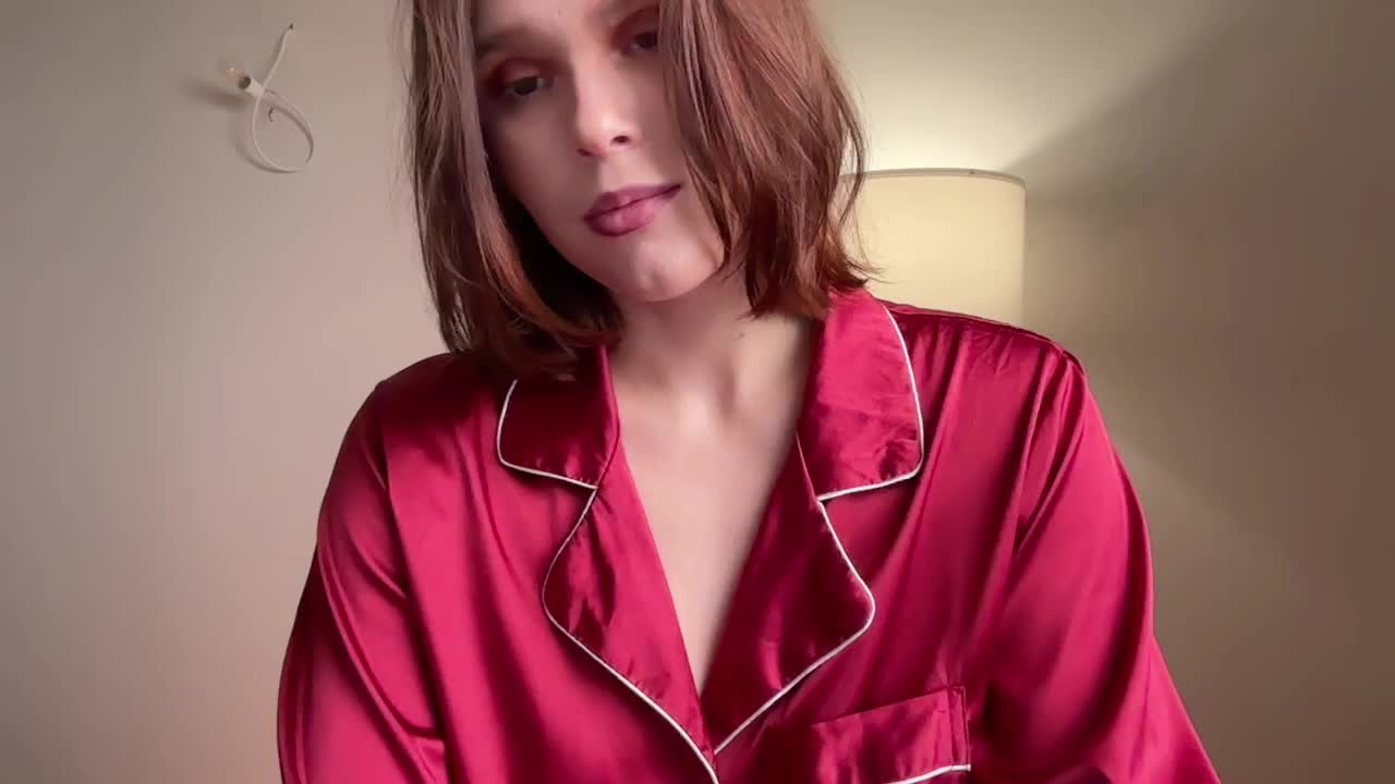 StacyLuxxe Adult Chat October 4, 2026