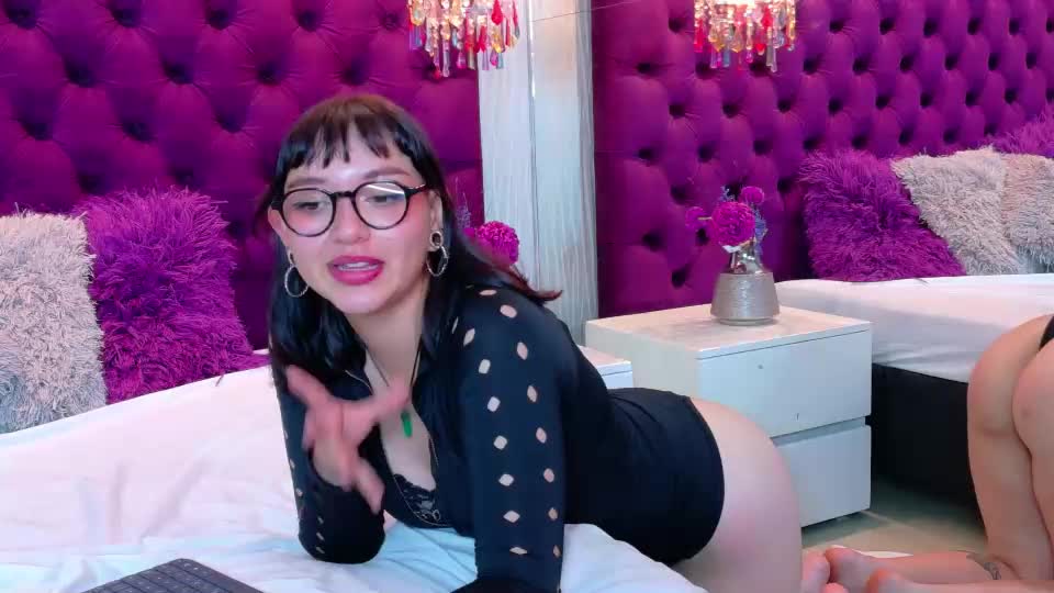 alizcameron Adult Chat October 4, 2026