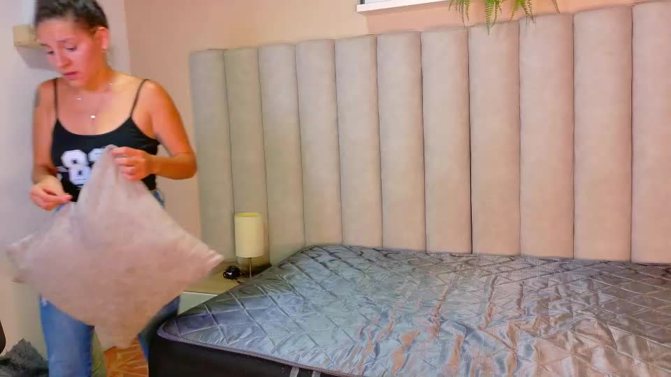 chloe_and_scarlett Adult Chat October 3, 2026