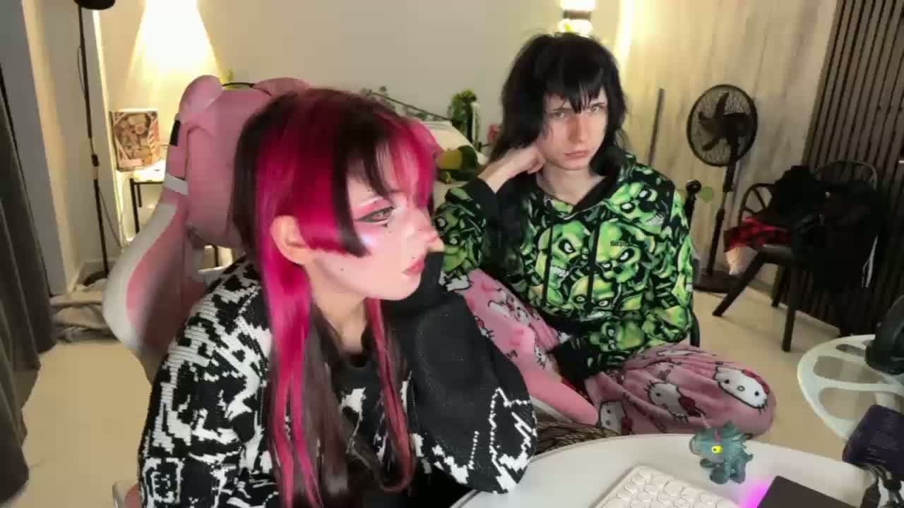 h3ntai-baby Adult Chat October 4, 2026