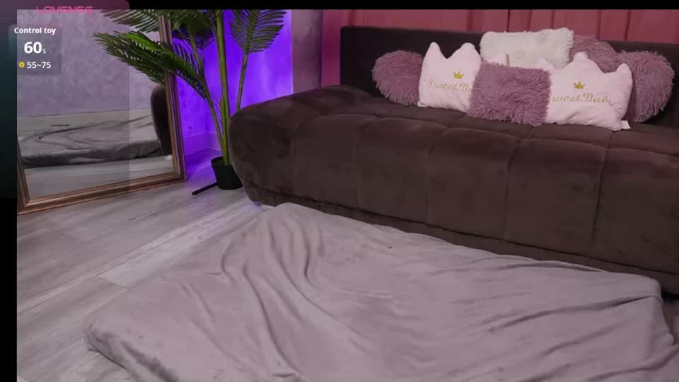 hellokittyshy Adult Chat October 4, 2026