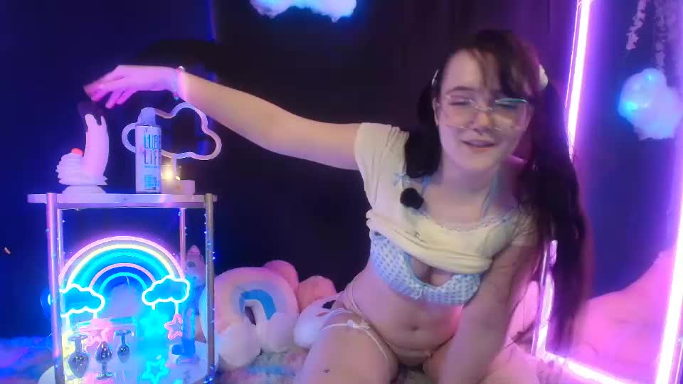 lilypaduwu Adult Chat October 3, 2026