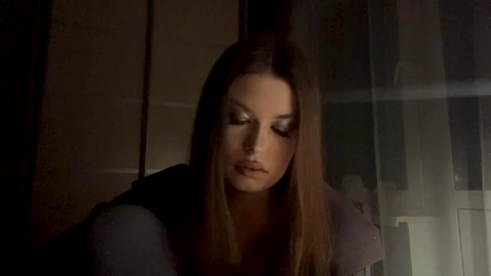 ilonasalyer Adult Chat October 4, 2026