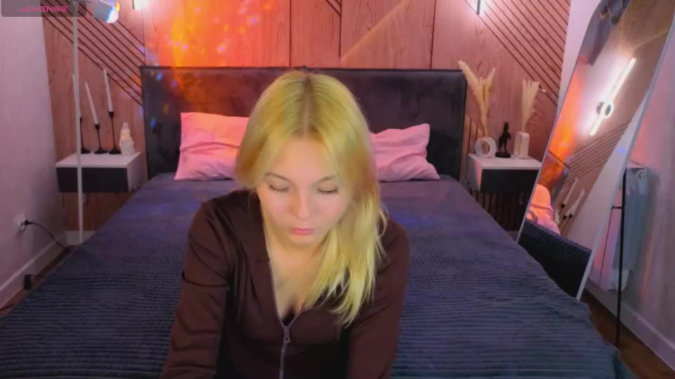 clara_schneider0 Adult Chat October 4, 2026