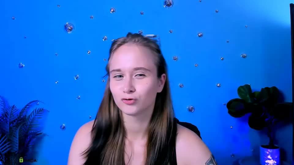 chloe_cutie1 Adult Chat October 4, 2026