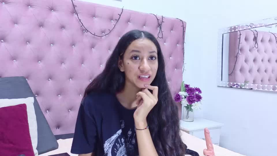 meganbaby1 Adult Chat October 4, 2026