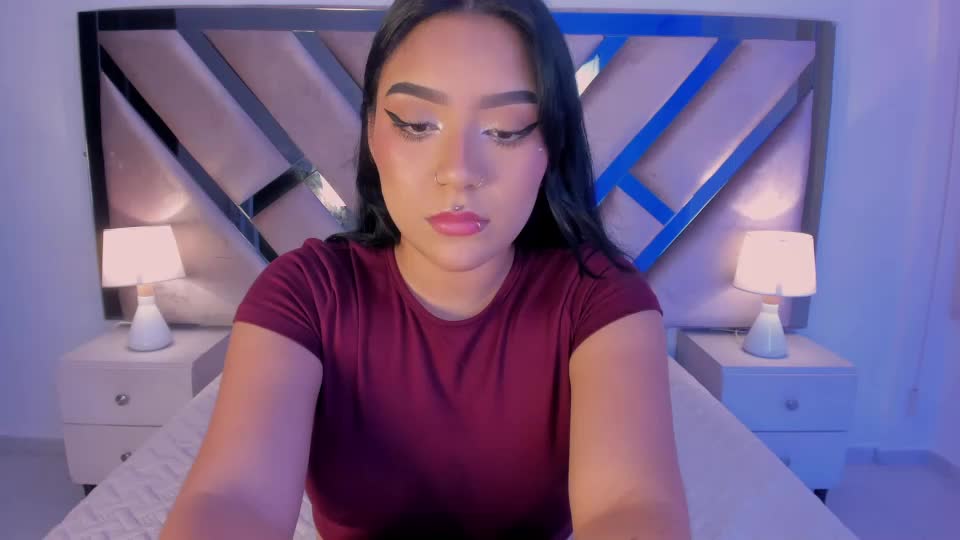 emi_lourens Adult Chat October 4, 2026