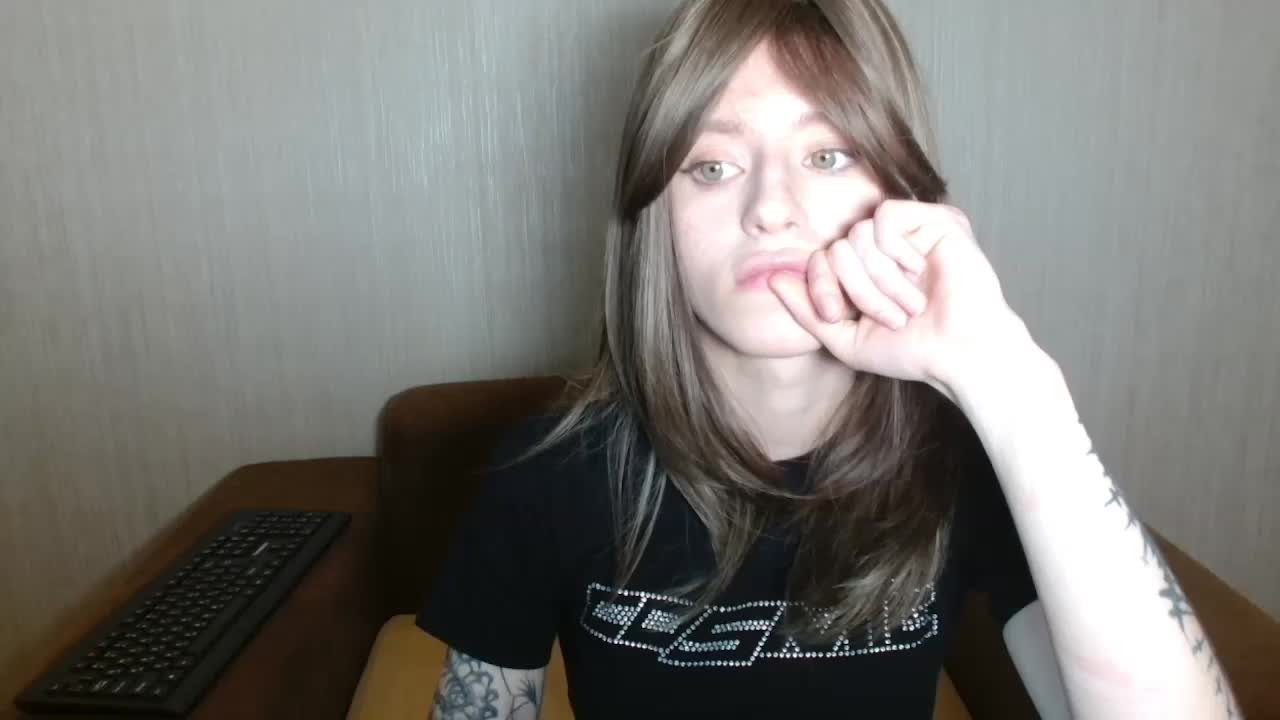 Un0ne Adult Chat October 4, 2026